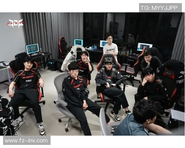 深入分析JDG战队在电竞比赛中的团队协作表现与比分数据的关联性实时新闻